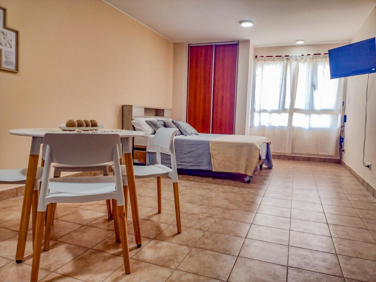 Departamentos Zegada - Cocina Completa - Dos Cuadras Del Centro - Todo Nuevo Appartement San Salvador de Jujuy Buitenkant foto