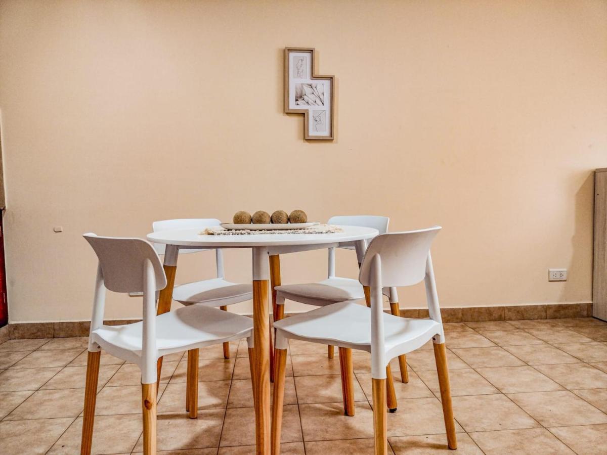 Departamentos Zegada - Cocina Completa - Dos Cuadras Del Centro - Todo Nuevo Appartement San Salvador de Jujuy Buitenkant foto
